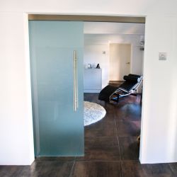 Glass sliding door